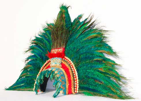 Montezuma Inca Aztec gold headdress feathers peacock Mexican penacho 
