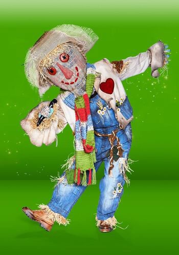 Vogelverschrikker Masked Singer scarecrow mask costume maker Tentacle Studio